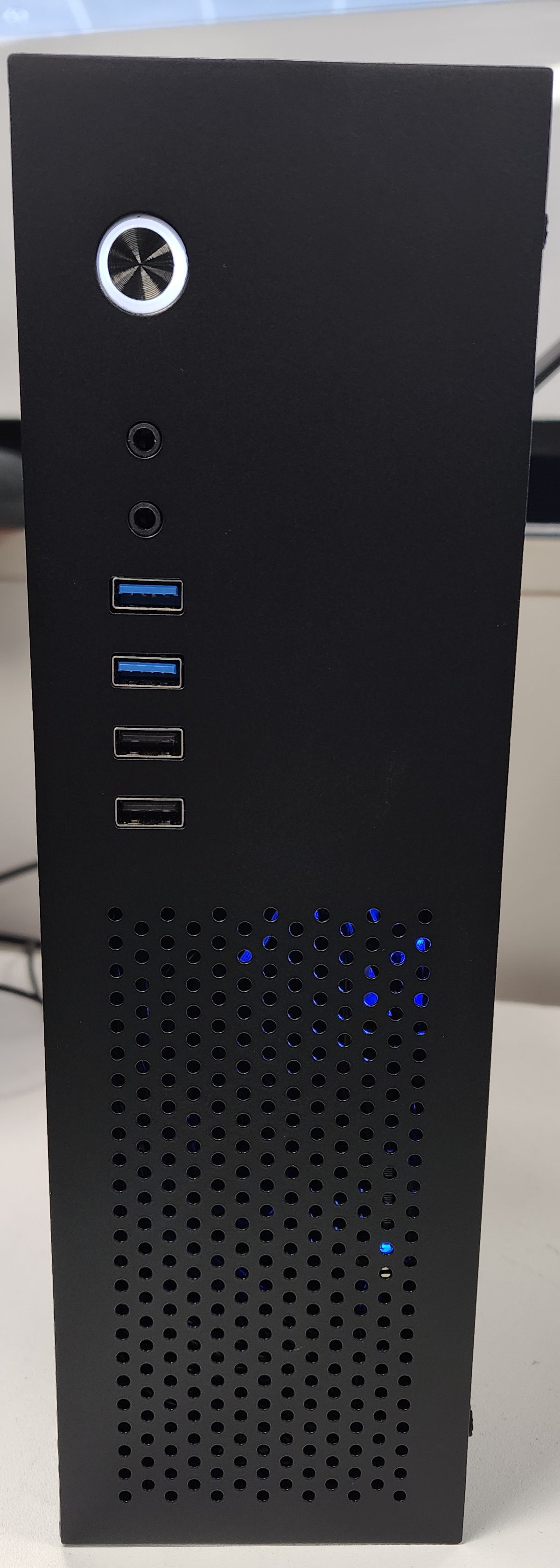 Desktops - Console Killer Gaming Desktop Intel i3 13100 CPU RTX 4060